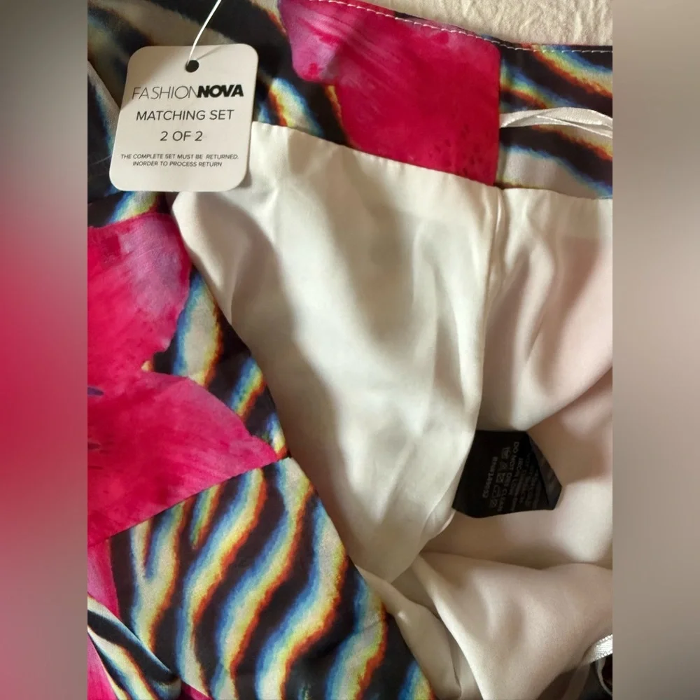 Fashion Nova Vibrant Pink Floral Zebra 2 Piece Set - Picture 4 of 11